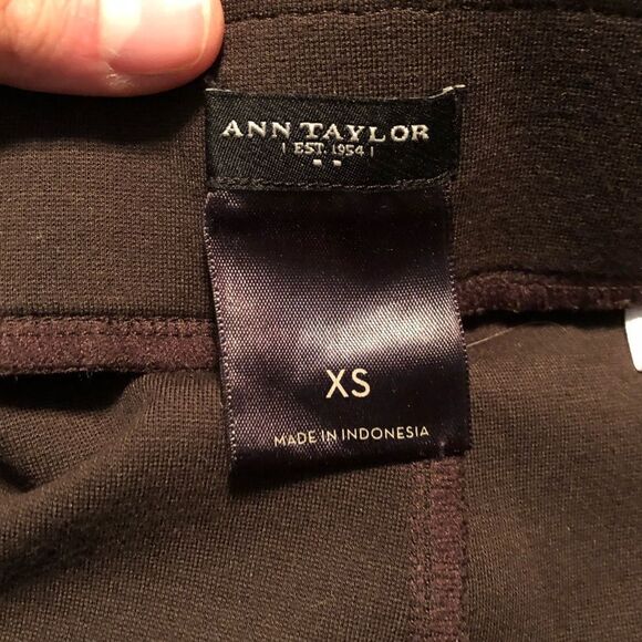 3 for $30! Brown Ann Taylor legging pants. - Picture 3 of 8